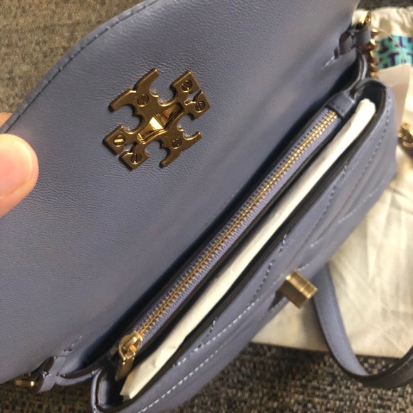 🌺Host Pick 🌺 Tory Burch Kira Chevron Chain Wallet- Dark Lotus - Picture 6 of 8